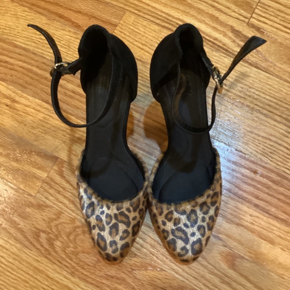 Apt 9 size 8 Leopard Heels - Picture 4 of 6